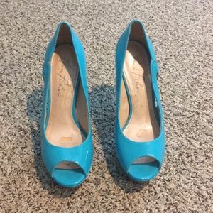 Teal pumps